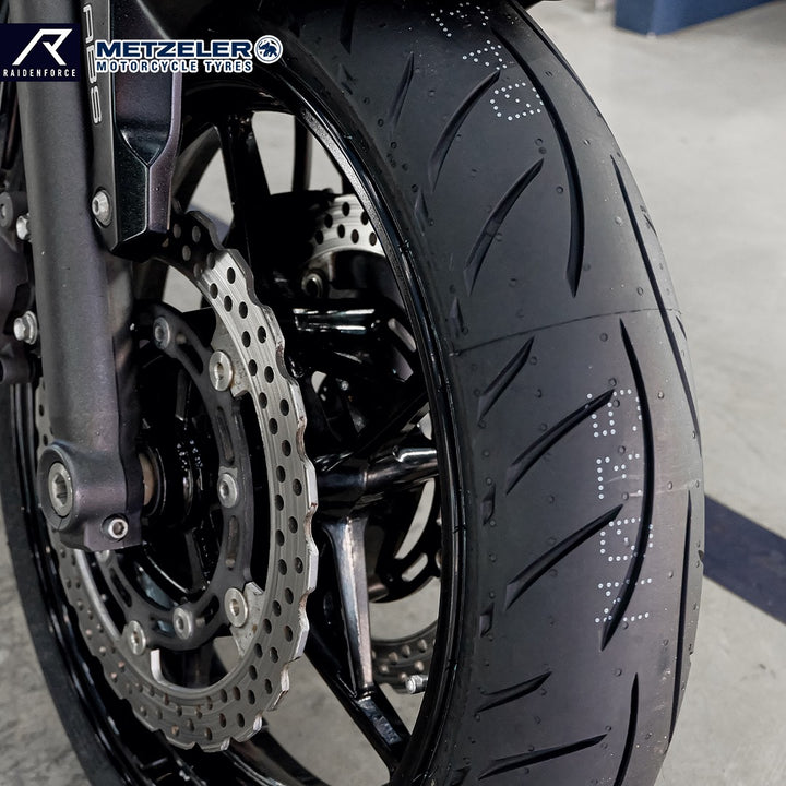 Metzeler Sportec M5 outer tire