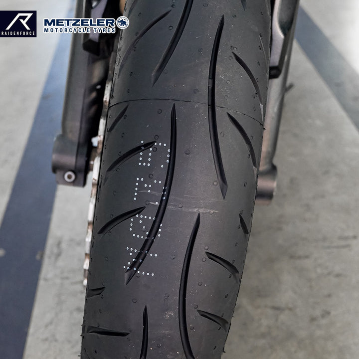 Metzeler Sportec M5 outer tire