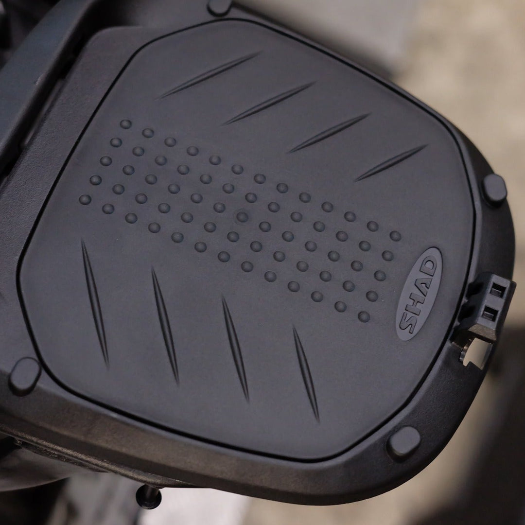 SHAD SH26 rear box (26 liters)
