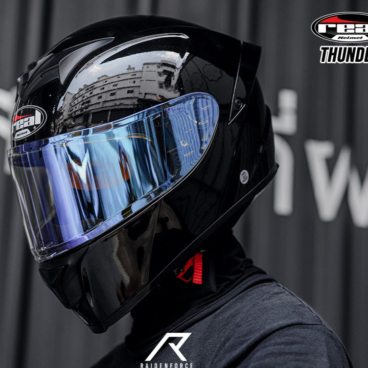 REAL Helmet Thunder, black base