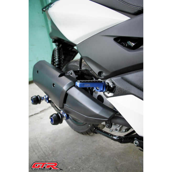 CNC rear footrest 2 pieces GTR V2 Nmax2020/Xmax