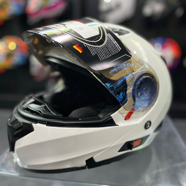 REAL Helmet STORM, white base