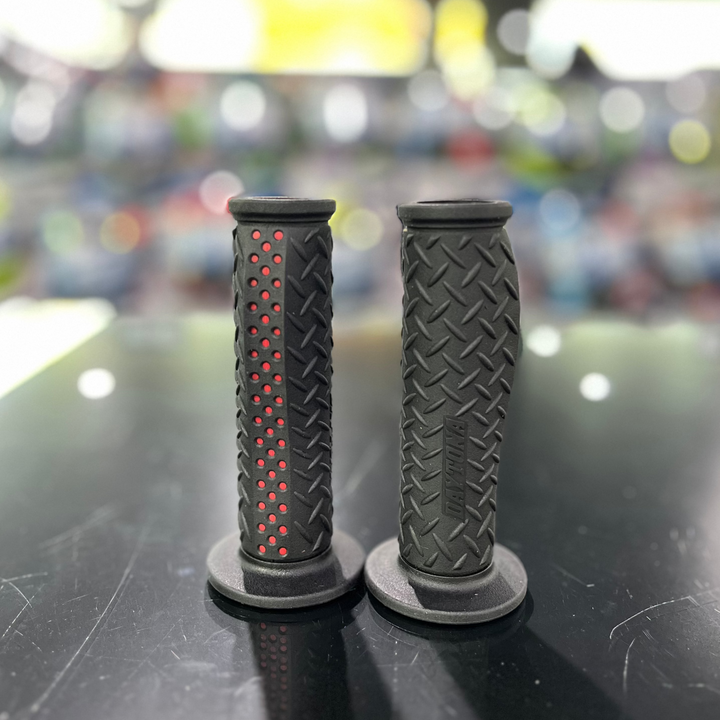Daytona handlebar grips, model TM GG-D-ADV 122MM