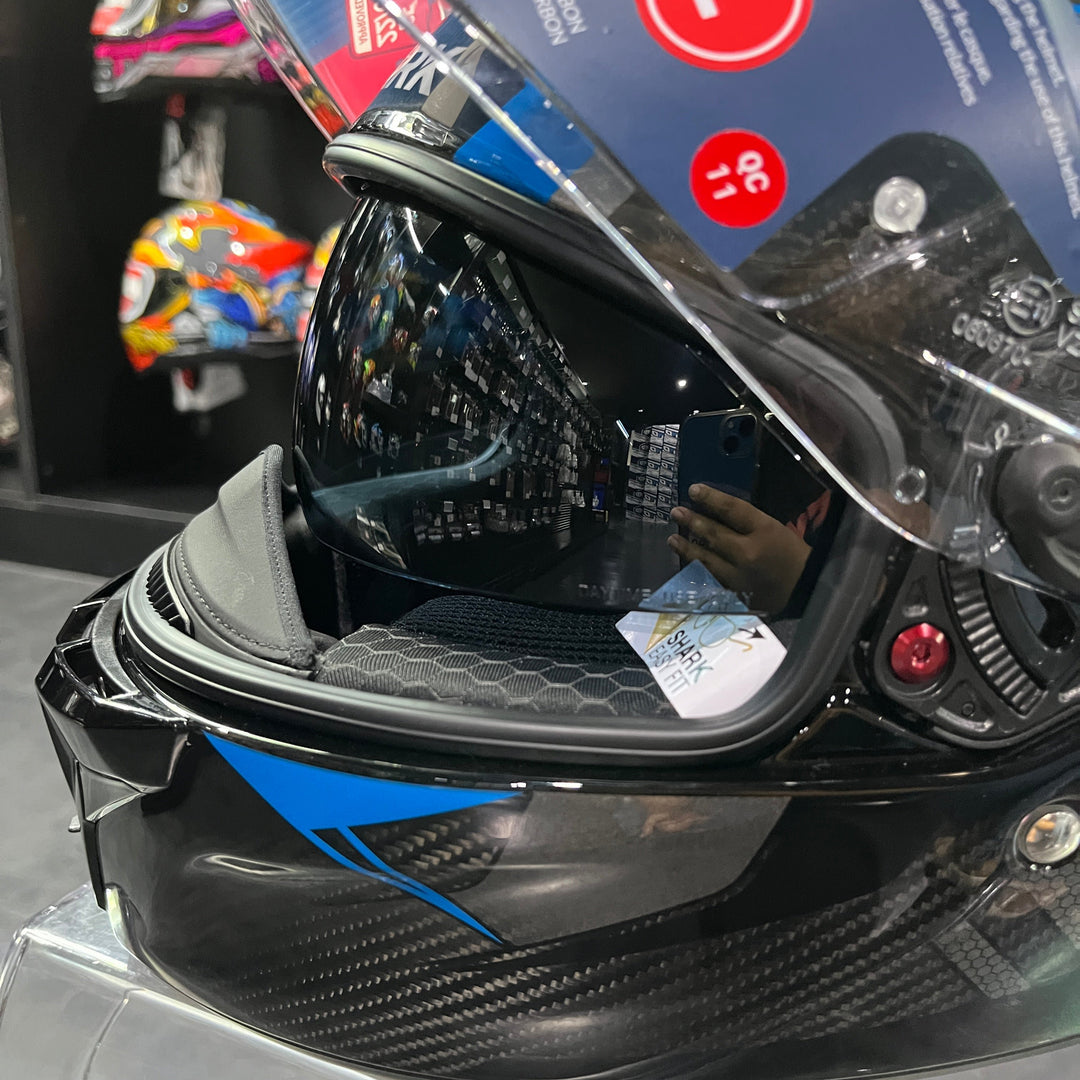 SHARK SPARTAN GT PRO KULTRAM CARBON EXPORT DKB HE1310 Helmet, Carbon/Blue