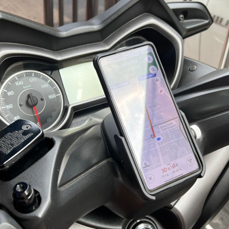 Motorcycle phone holder with handlebar cover Mototec MT-Nmax155