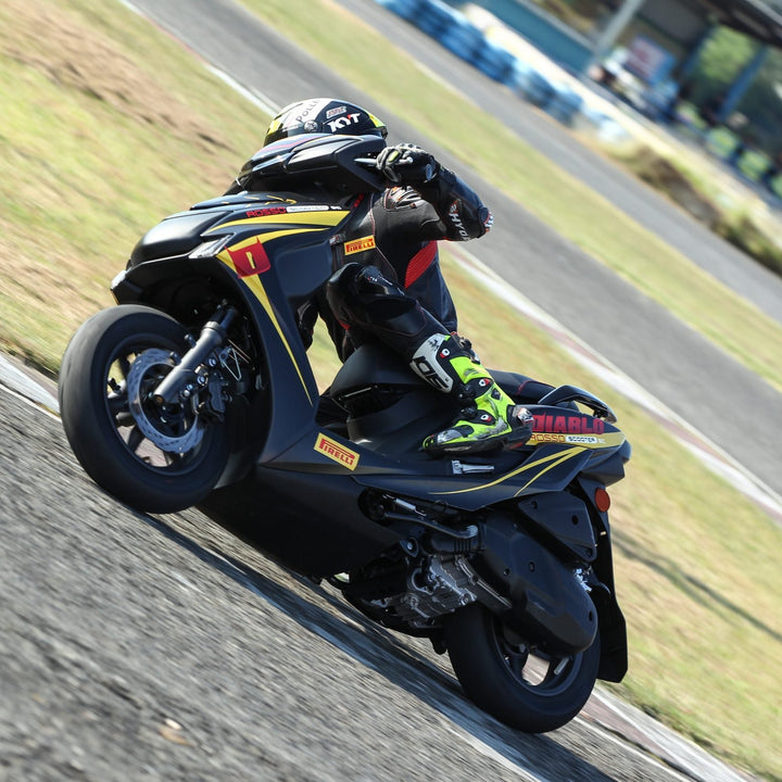 Pirelli Diablo Rosso Scooter SC tire