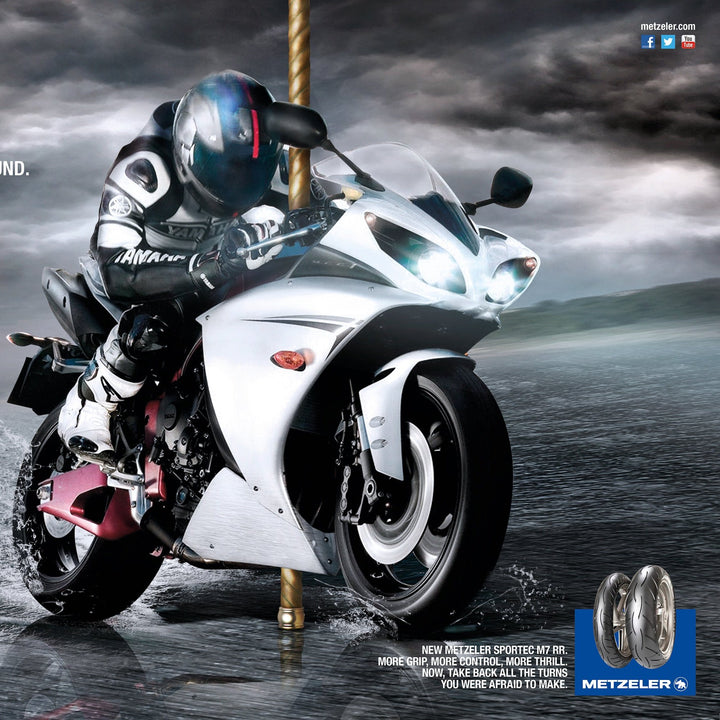 Metzeler Sportec M7 RR outer tire (for 17-inch rims)