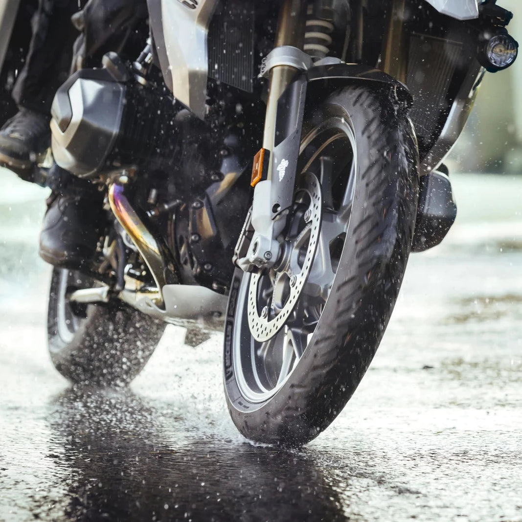 Michelin Pilot Road 6 tires