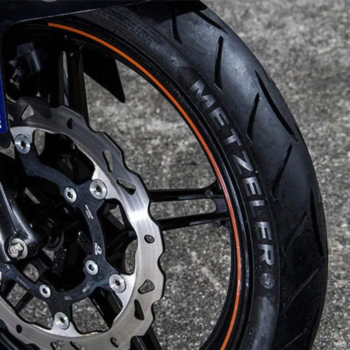 Metzeler Sportec Street2 tire